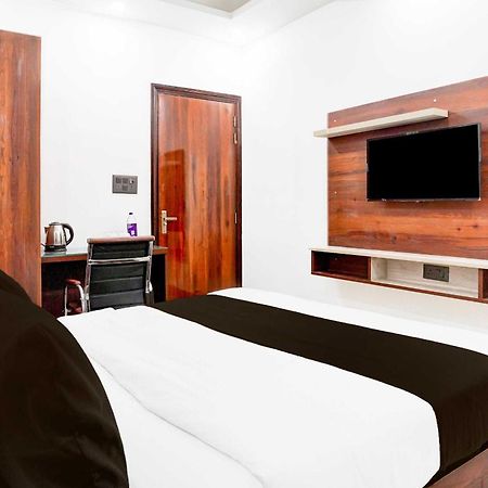 Super Hotel O Global New Delhi Eksteriør bilde