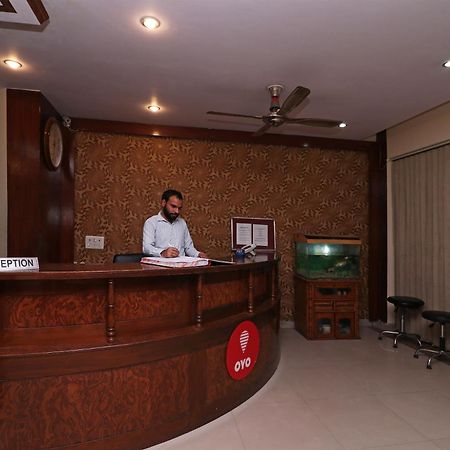 Super Hotel O Global New Delhi Eksteriør bilde