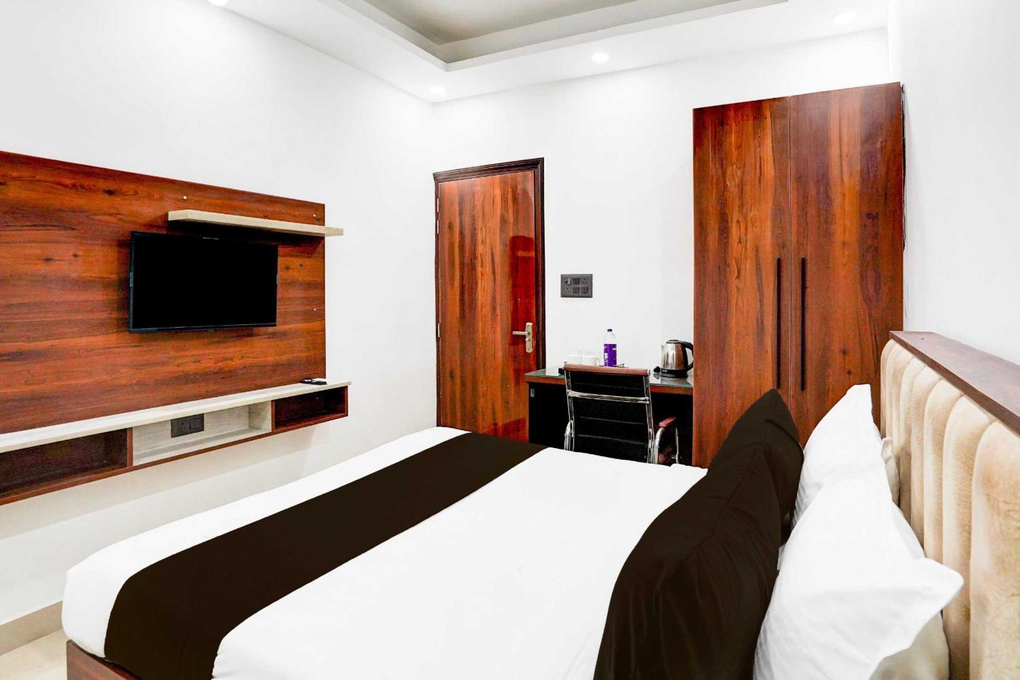 Super Hotel O Global New Delhi Eksteriør bilde
