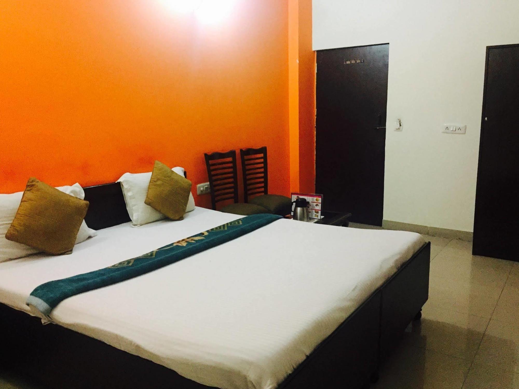 Super Hotel O Global New Delhi Eksteriør bilde