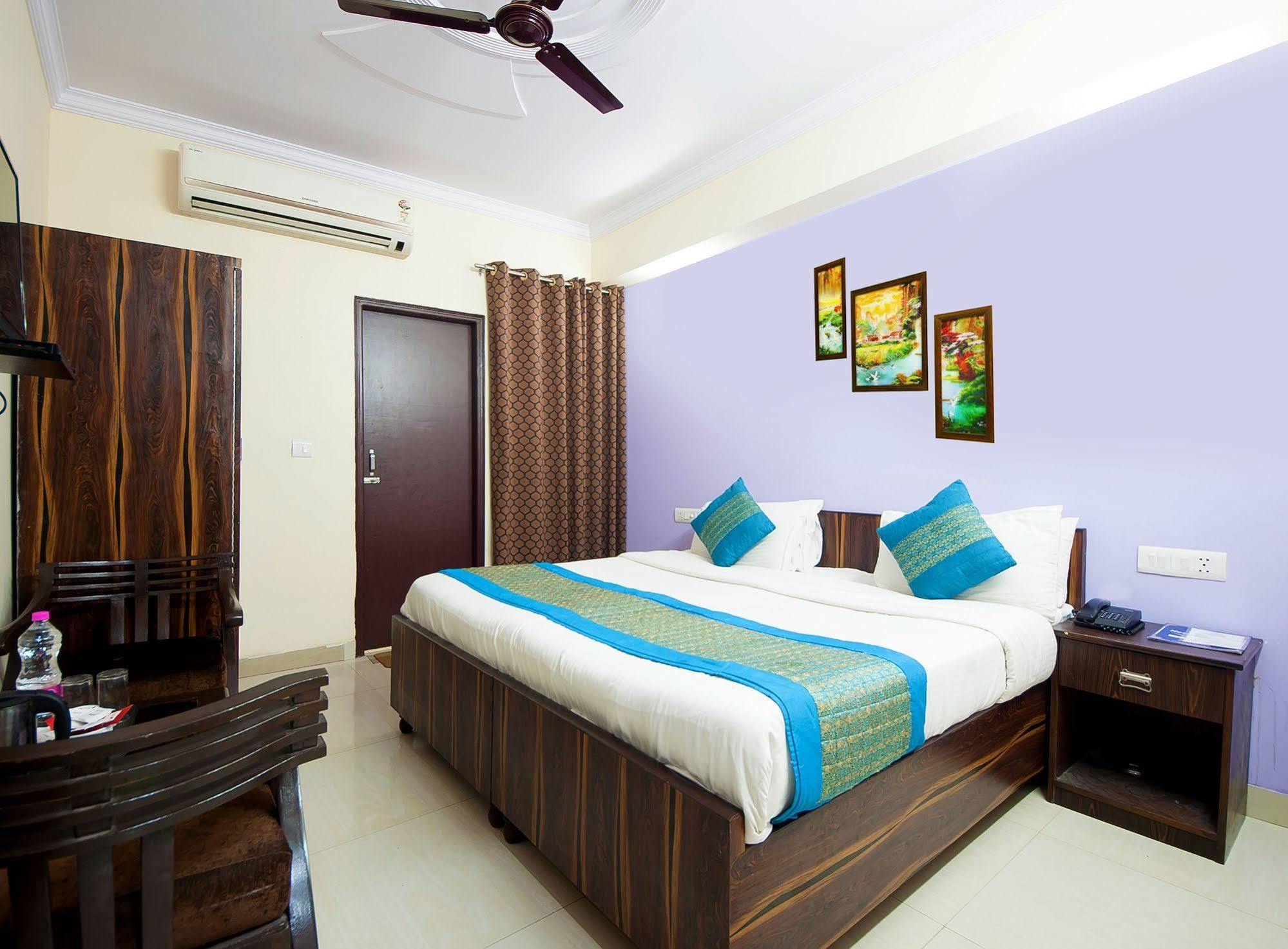Super Hotel O Global New Delhi Eksteriør bilde