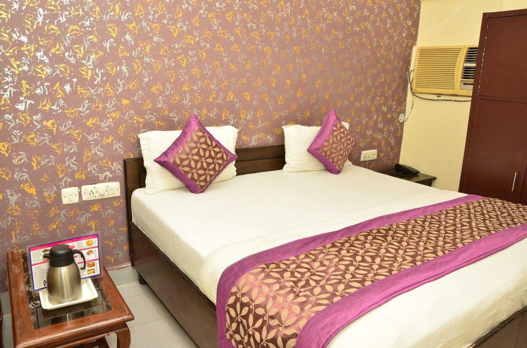 Super Hotel O Global New Delhi Eksteriør bilde