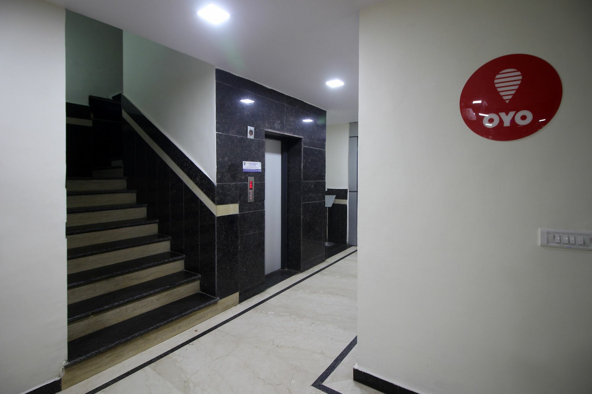 Super Hotel O Global New Delhi Eksteriør bilde